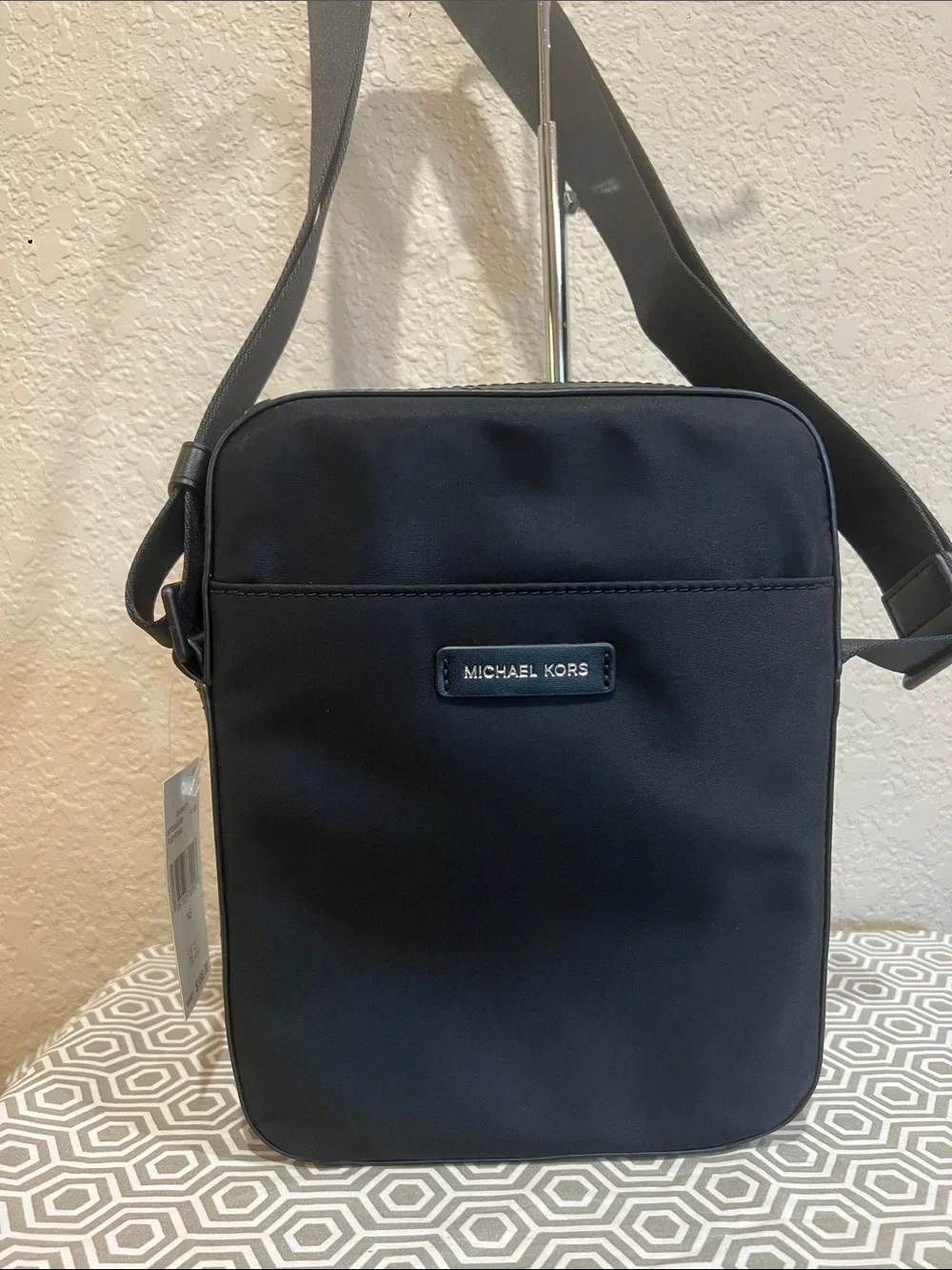 Michael Kors Men's Everett Flight Black Crossbody Bag